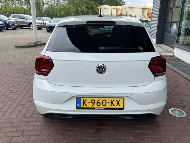 Volkswagen POLO 1.0 TSI 95pk Highline / Virtual Cockpit / Navigatie / Parkeersensoren V+A / 16'' LMV