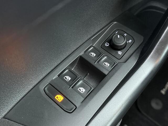 Volkswagen POLO 1.0 TSI Life | 95 PK | Adaptive cruise control | Parkeersensoren | Apple Carplay/Android Auto |