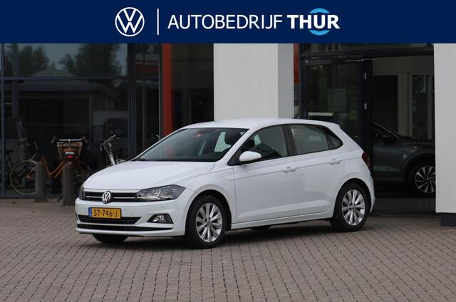 Volkswagen POLO 1.0 TSI Highline 95PK / 70kW, Door ons geleverd en onderhouden, 4 seizoenenbanden, parkeersensoren voor en achter (pdc), style interieur met zwarte dakhemel, 16" LMV, navigatie, adaptieve cruise control (acc), Apple Carplay & Android Auto, half lederen be