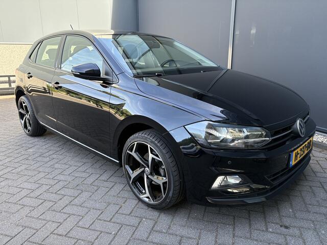 Volkswagen POLO 1.0 TSI Comfortline Airco - Navigatie - Cruise control - Bluetooth - Licht metalen velgen 17 inch - Elektrische ramen - Mistlampen - Radio - Stuur multifunctioneel - - Start/stop systeem - Led verlichting