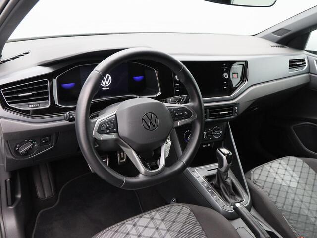 Volkswagen POLO 1.0 TSi 110 Pk Automaat R-Line Business | Stoelverwarming | Adaptive cruise | Parkeersensoren | CarPlay | 17 Inch | 33.412 Km !!