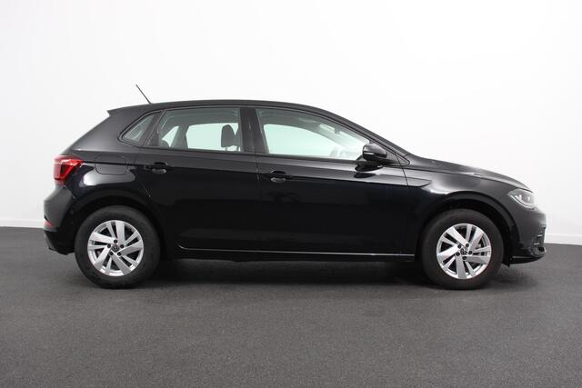 Volkswagen POLO 1.0 TSI 95pk DSG Style Navigatie Apple Carplay/Android Auto Parkeersensoren Park Assist Adaptieve Cruise Control Stoelverwarming Airco Digitale cockpit