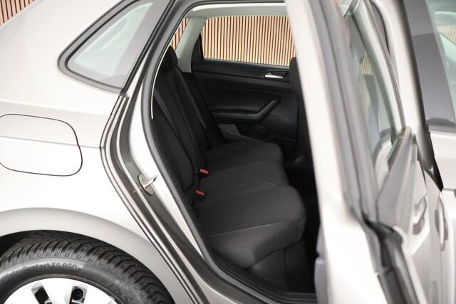 Volkswagen POLO 1.0 TSI 95pk Comfortline Parkeersensoren Navigatie ACC