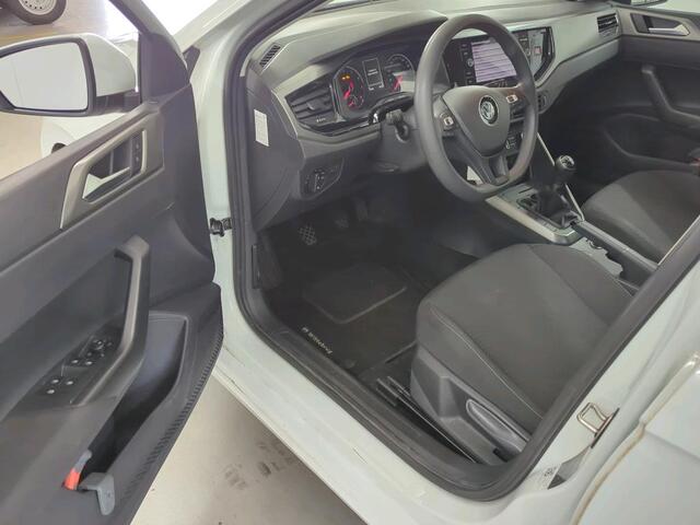 Volkswagen POLO 1.0 TSI Comfortline / Navigatie / Airco / Cruise controle / Lichtmetaal 15 inch /