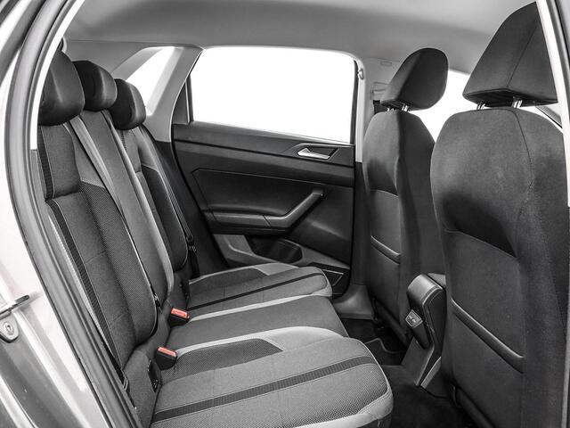 Volkswagen POLO 1.0 TSI 95pk Highline · Apple/Android Car Play · Navigatie · Clima · 16"Velgen · Sportstoelen · Draadloze Telefoonlader ·