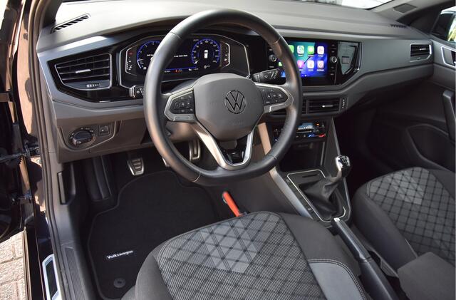 Volkswagen POLO 1.0 TSI 2 X R-Line VOL! VW fabrieks garantie NAP 1e eigenaar