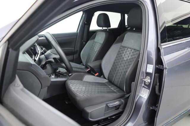 Volkswagen POLO 1.0 TSI R-Line Edition | Dig. Cockpit | Adapt. Cruise | Keyless | Camera | Apple CarPlay & Android Auto | PDC V+A