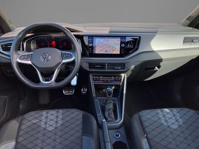 Volkswagen POLO 1.0TSI/110PK R-Line DSG · Panoramadak · Apple/Android Car Play · Camera · Navigatie · Trekhaak · 17'' velgen · Stoelverwarming ·