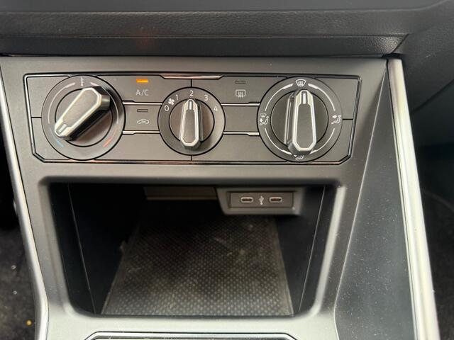 Volkswagen POLO 1.0 TSI LIFE NAVI AIRCO CRUISE CONTROL