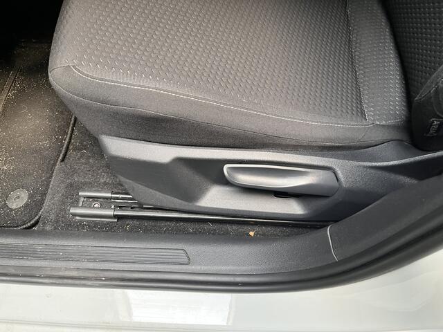 Volkswagen POLO 1.0 TSI Comfortline / ADAPTIVE CRUISE CONTROL/ PARKEER SENSOREN V+A/ APP-CONNECT/ NAVI/ DAB/ CLIMA