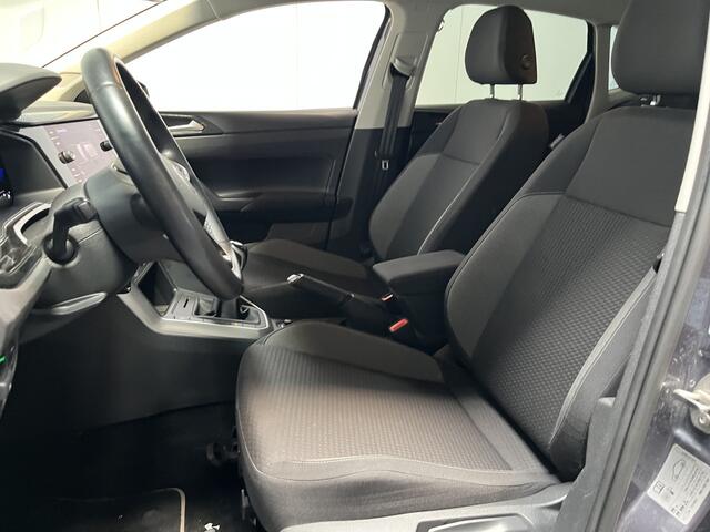 Volkswagen POLO 1.0 TSI Life / ADAPTIVE CRUISE/ PARKEER SENSOREN V+A/ APP-CONNECT/ GETINT GLAS/ DIGITAL DASH/ NAVI/ DAB/ AIRCO/ 15'' LMV