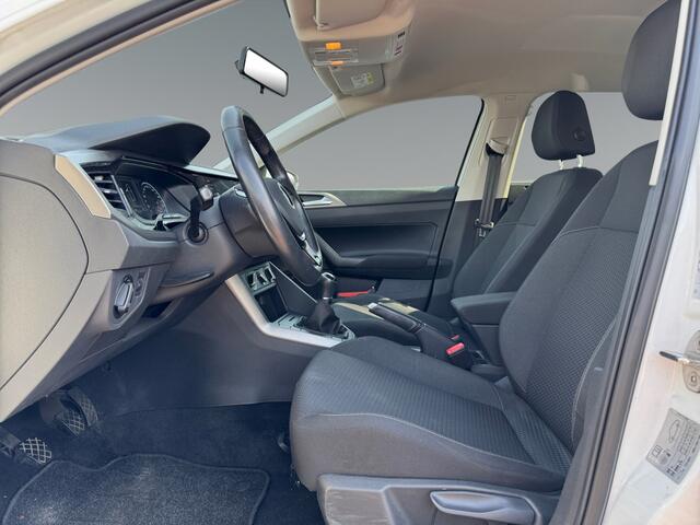 Volkswagen POLO 1.0 95pk TSI R-Line Edition Parkeersensoren voor en achter | 16 inch Sebring velgen | Adaptive cruise control