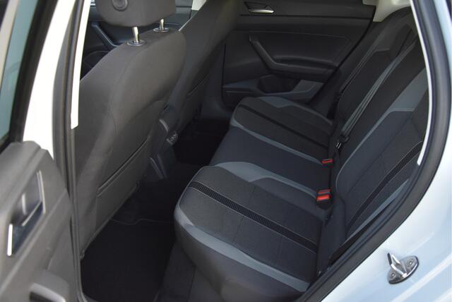 Volkswagen POLO 1.0 TSI 96 PK DSG Highline Business LED PDC