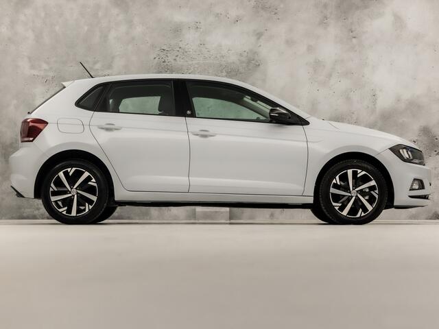 Volkswagen POLO 1.0 TSI Beats Sport Automaat (VIRTUAL COCKPIT, APPLE CARPLAY, GROOT NAVI, BEATS AUDIO, ADAPTIVE CRUISE, SPORTSTOELEN, LM VELGEN, NIEUWSTAAT)