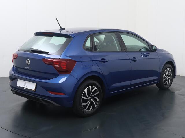 Volkswagen POLO 1.0 TSI Life | 95 PK | Adapative Cruise Control | Travel assist | Elektr. inklapbare spiegels | LED verlichting | Apple Carplay/Android Auto |
