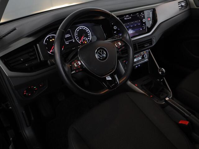 Volkswagen POLO 1.0 TSI R-Line Edition 95 pk | Navigatie | Parkeersensoren | Achteruitrijcamera | Autom. airco | Apple Carplay/Android Auto | Adaptieve cruise control |