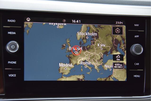 Volkswagen POLO 1.0 TSI 96 PK NAP Navi Carplay garantie Topstaat! Comfortline