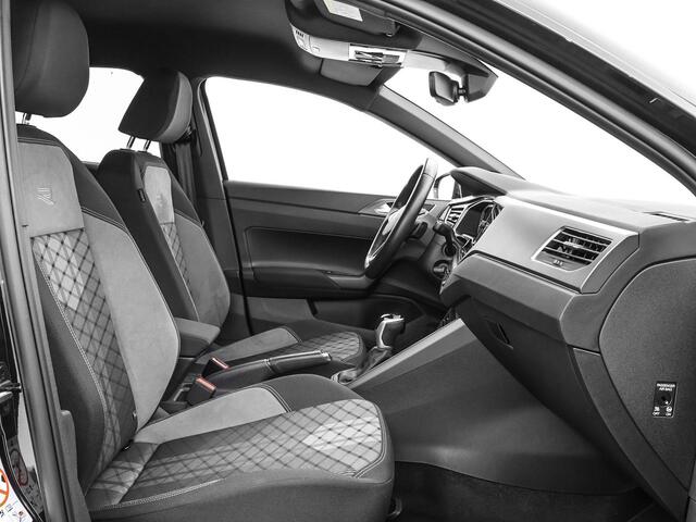 Volkswagen POLO 1.0 TSI 110pk DSG R-Line · Camera · Matrix LED · Stoelverwarming · Apple/Android Car Play · Sportstoelen · 16"Velgen · Stoelverwarming ·