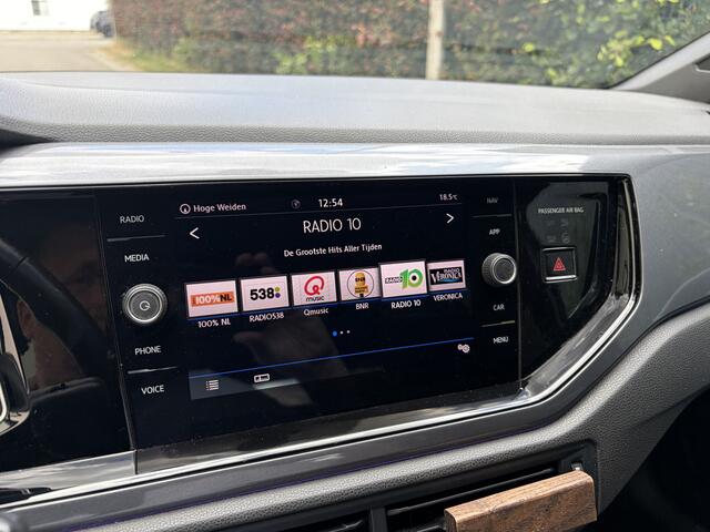 Volkswagen POLO 1.0 TSI Highline / AUTOMAAT / NAVI / CARPLAY / CRUISE / 140dkm!