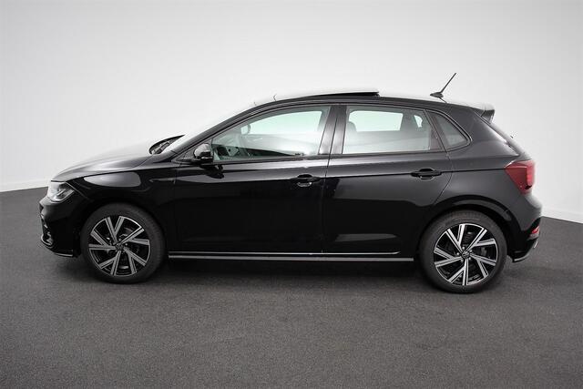 Volkswagen POLO 1.0 TSI DSG R-Line Panorama dak Navigatie App Connect Climate Control Parkeer sensoren Camera Cruise control adaptive Lichtmetalen velgen