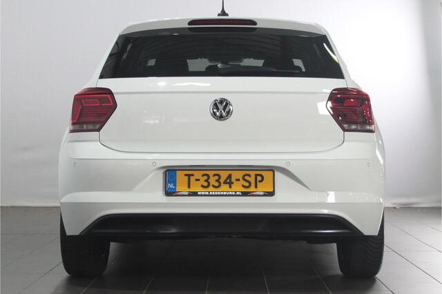 Volkswagen POLO 1.0 TSI Highline - Automaat - Navi / Bluetooth / Parksens.