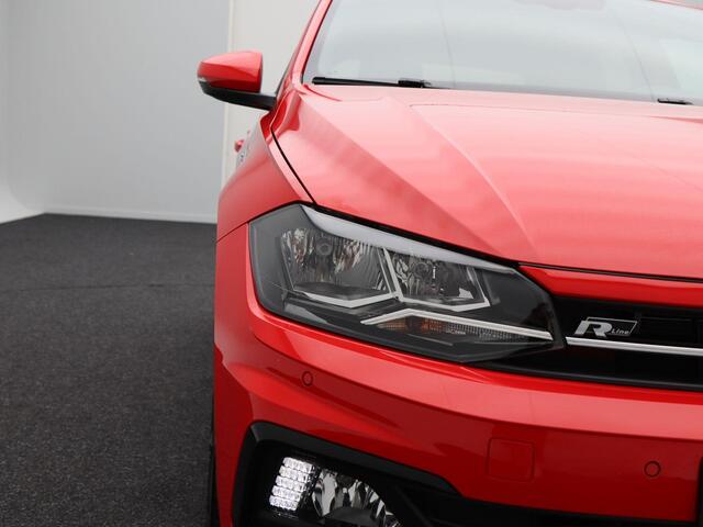 Volkswagen POLO 1.0 TSi Automaat Highline Business R-Line | Adaptive Cruise | Camera | Climatronic | Half Leer | CarPlay | 16 Inch | 78.878 Km !!