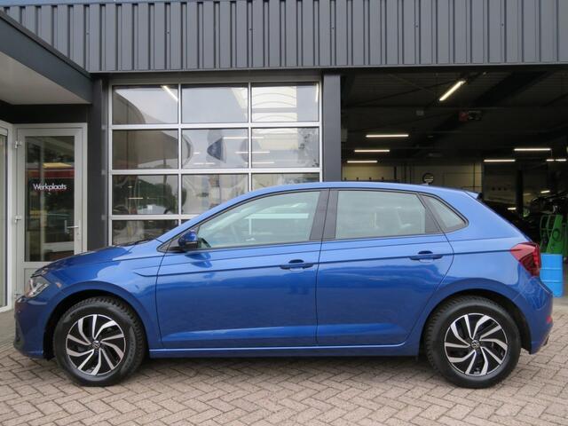 Volkswagen POLO 1.0 TSI LIFE BNS / Navi / Stoelverw. / Adap.cruise / Clima / Sportvelgen / BOVAG garantie