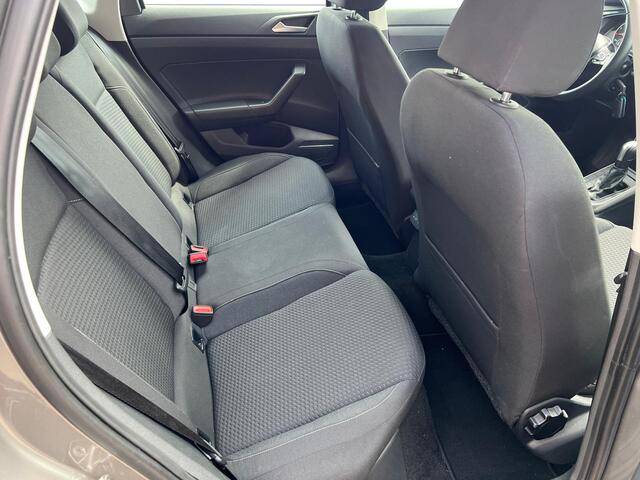 Volkswagen POLO 1.0 TSI COMFL. / DSG-AUTOMAAT / 5-DRS / NAVI / PDC /