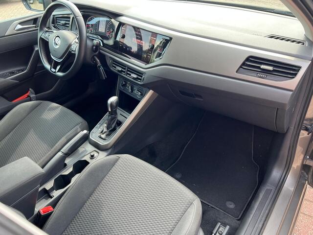 Volkswagen POLO 1.0 TSI COMFL. / DSG-AUTOMAAT / 5-DRS / NAVI / PDC /