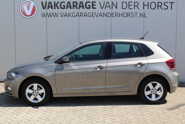 Volkswagen POLO 1.0-95pk TSI Comfortline. Mooie 5drs. VW Polo voor nog jaren rijplezier ! Airco, adaptieve cruise cntrl, navigatie, bluetooth tel. voorb., Apple Carplay/Android auto, LM wielen, 4x USB uitg., metallic lak, camera etc.