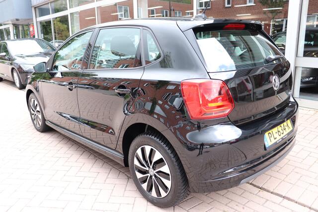 Volkswagen POLO 1.0 BlueMotion Automaat. Nvigatie