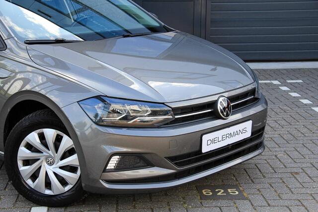 Volkswagen POLO 1.0 TSI Comfortline Business | DSG | Apple Carplay | Stoelverwarming | Reflex Zilver | 1e lak | Aantoonbaar onderhouden