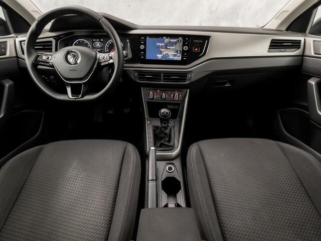 Volkswagen POLO 1.0 TSI Sportline (APPLE CARPLAY, GROOT NAVI, LM VELGEN, SPORTSTOELEN, ADAPTIVE CRUISE, NIEUWSTAAT)
