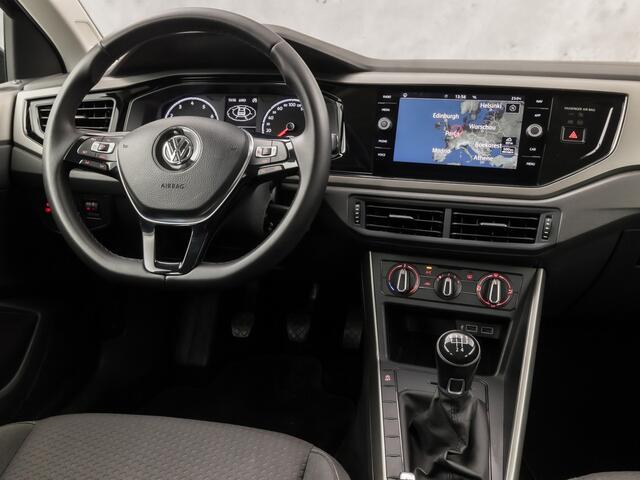 Volkswagen POLO 1.0 TSI Sportline (APPLE CARPLAY, GROOT NAVI, LM VELGEN, SPORTSTOELEN, ADAPTIVE CRUISE, NIEUWSTAAT)