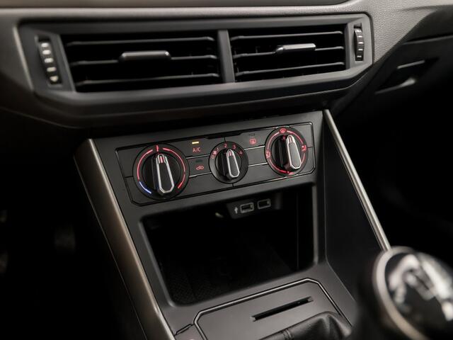 Volkswagen POLO 1.0 TSI Sportline (APPLE CARPLAY, GROOT NAVI, LM VELGEN, SPORTSTOELEN, ADAPTIVE CRUISE, NIEUWSTAAT)