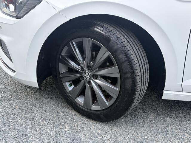 Volkswagen POLO 1.0 TSI Highline / Navi / BT / PDC / LM / NAP