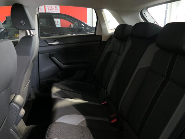 Volkswagen POLO 1.0 TSI Highline - Apple carplay/Android auto - Navi - Sensor v+a - Regensensor