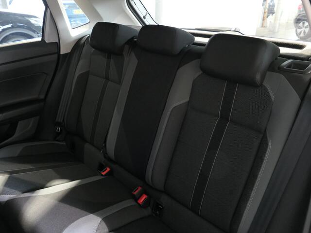 Volkswagen POLO 1.0 TSI Highline - Apple carplay/Android auto - Navi - Sensor v+a - Regensensor