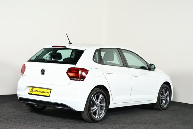 Volkswagen POLO 1.0 Comfortline Bluetooth / Stoelverwarming / PDC / LMV