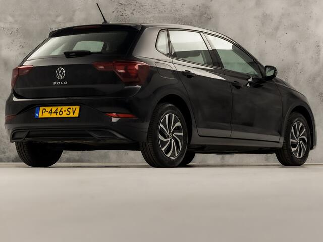 Volkswagen POLO 1.0 TSI Life Sport (VIRTUAL COCKPIT, 1e EIGENAAR, APPLE CARPLAY, GROOT NAVI, CLIMATE, STOELVERWARMING, SPORTSTOELEN, LM VELGEN, CRUISE, PARKEERSENSOREN, NIEUWSTAAT)