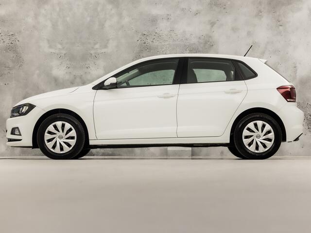 Volkswagen POLO 1.0 Sportline (APPLE CARPLAY, CRUISE, SPORTSTOELEN, BLUETOOTH, NIEUWE APK, ARMSTEUN, NIEUWSTAAT)
