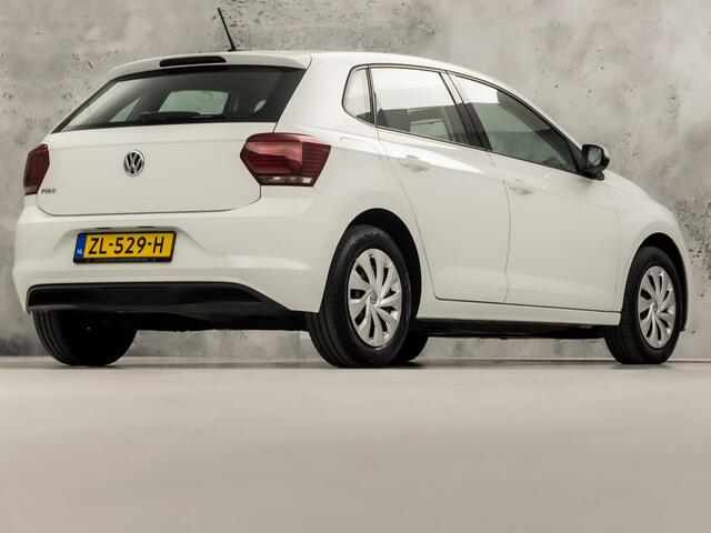 Volkswagen POLO 1.0 Sportline (APPLE CARPLAY, CRUISE, SPORTSTOELEN, BLUETOOTH, NIEUWE APK, ARMSTEUN, NIEUWSTAAT)