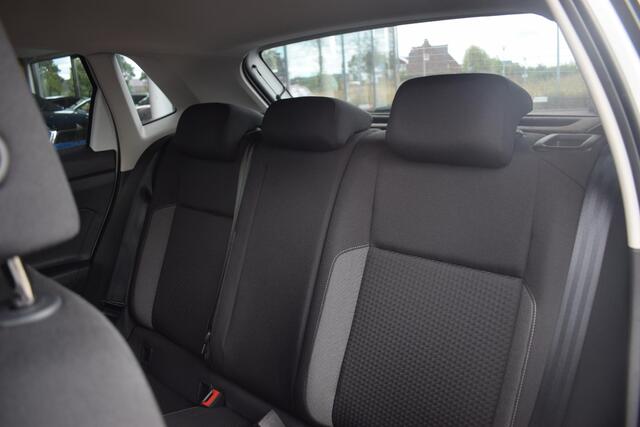 Volkswagen POLO 1.0 TSI Life Business | Automaat | CarPlay | Stoelverw. | Camera