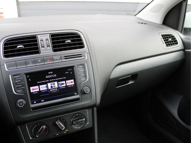 Volkswagen POLO 1.2 TSI 90PK Comfortline /NAVI/Cruise control/Carplay/Bluetooth/15'LM/Armsteun/CV/ISOFIX/NAP! 2e eig!