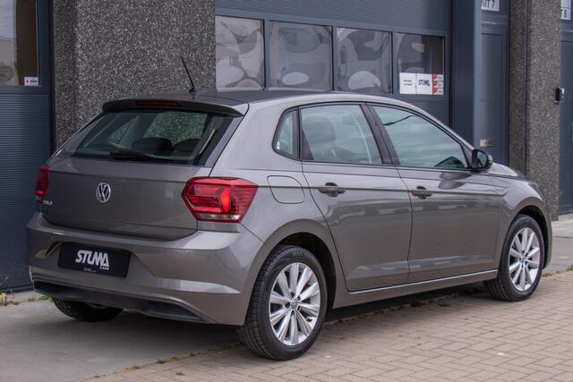 Volkswagen POLO 1.0 TSI Highline | DSG Automaat | Carplay | Climate | Navigatie | DAB | Cruise | Bluetooth | Stoelverwarming | Stuurbediening | 2 X PDC | LM Velgen | Garantie