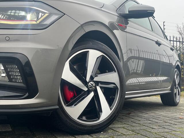 Volkswagen POLO 2.0 TSI GTI 207pk / Panorama dak / Full Led / 17 Inch / Virtual Cockpit / Camera / Climate control / Adaptive Cruise / 17''LMV HAL