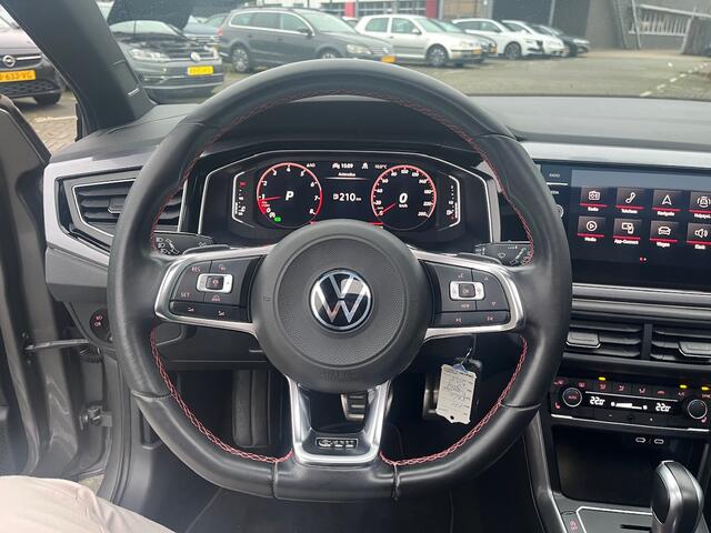 Volkswagen POLO 2.0 TSI GTI 207pk / Panorama dak / Full Led / 17 Inch / Virtual Cockpit / Camera / Climate control / Adaptive Cruise / 17''LMV HAL