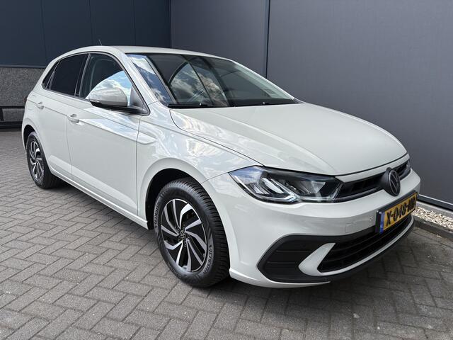 Volkswagen POLO 1.0 TSI Life Airco - Apple carplay - Parkeersensoren - Led verlichting - Radio - Cruise control - Bluetooth - Stuur multifunctioneel - Elektrische ramen - Licht metalen velgen 15 inch