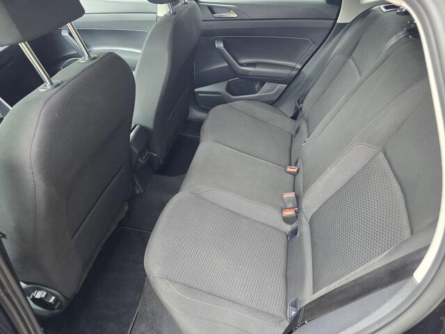 Volkswagen POLO 1.0 TSI R-Line Edition |Carplay|Camera|Navi|