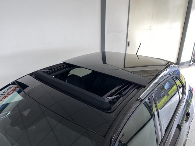 Volkswagen POLO 1.0 TSI R-Line Business DSG 110 PK Panoramadak / Camera /Carplay / Navigatie / IQ Light